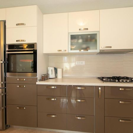 Apartmani Darinka Baška Voda Εξωτερικό φωτογραφία