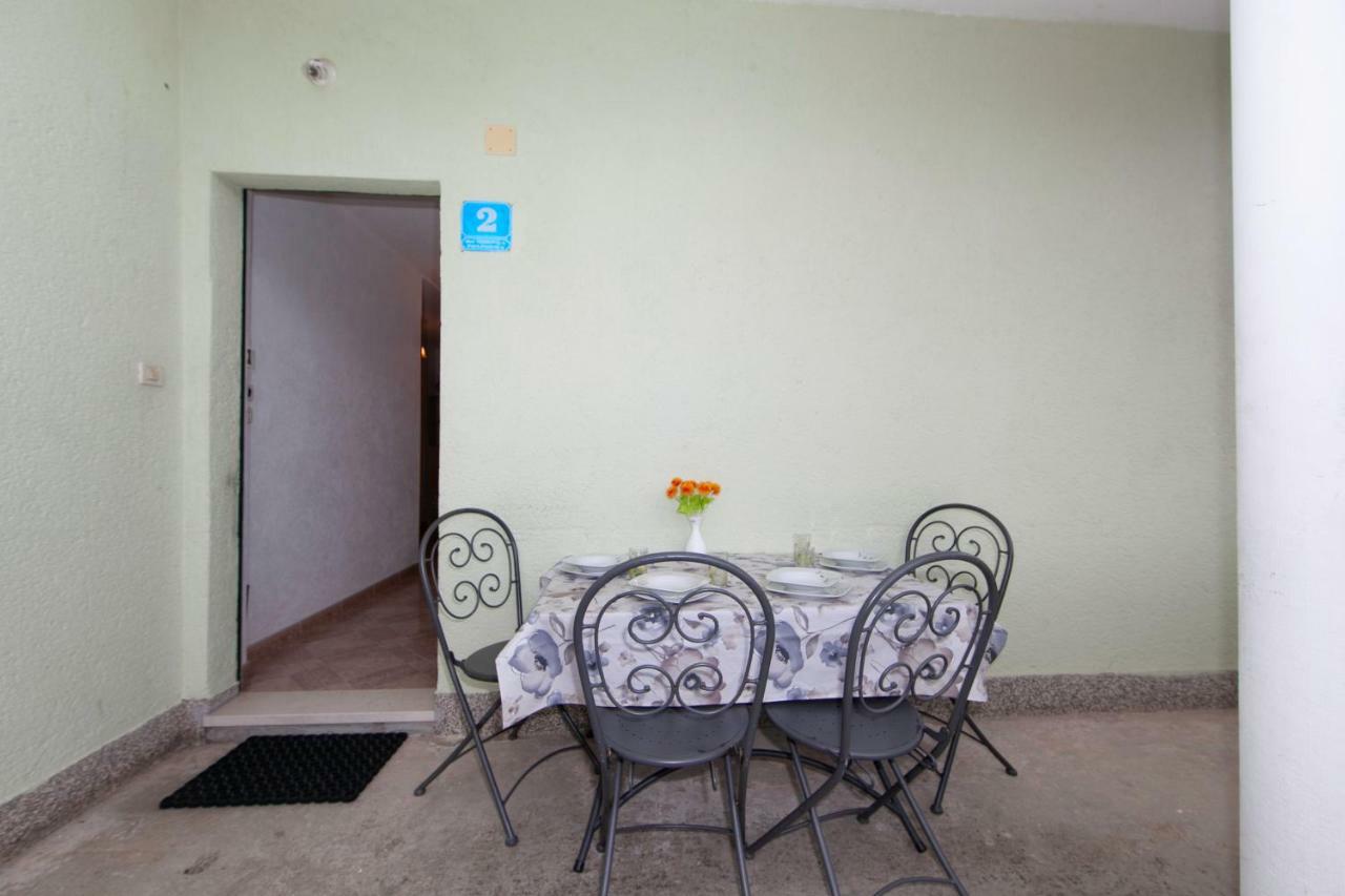 Apartmani Darinka Baška Voda Εξωτερικό φωτογραφία