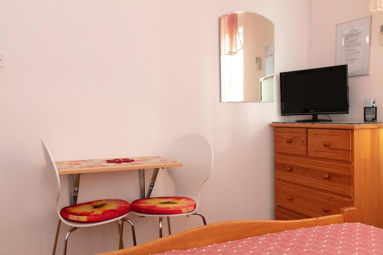 Apartmani Darinka Baška Voda Εξωτερικό φωτογραφία